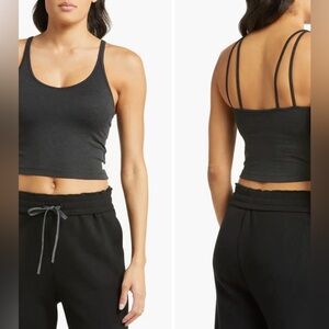 Vuori Women's Halo Performance Tank Crop Top Dark Heather Gray Medium